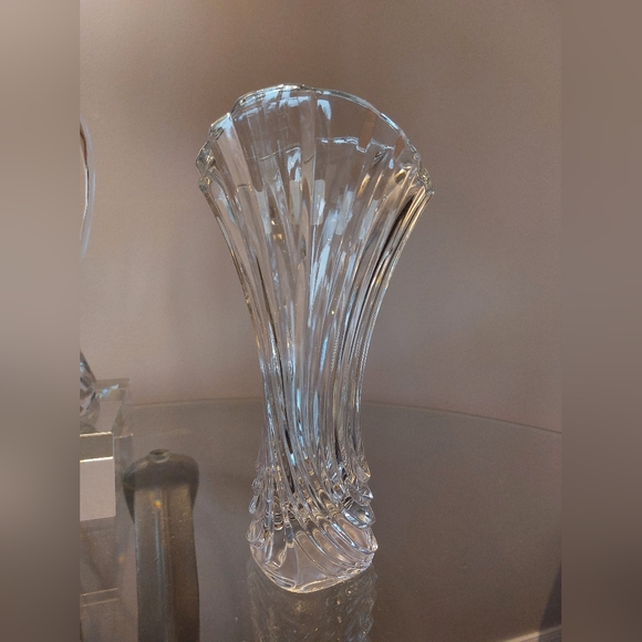 Vintage Mikasa Crystal vase - Picture 1 of 14